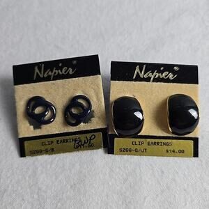 Napier Black Oval & Blue Circles Set of 2 VTG‎ Costume Earrings Screw Clip On